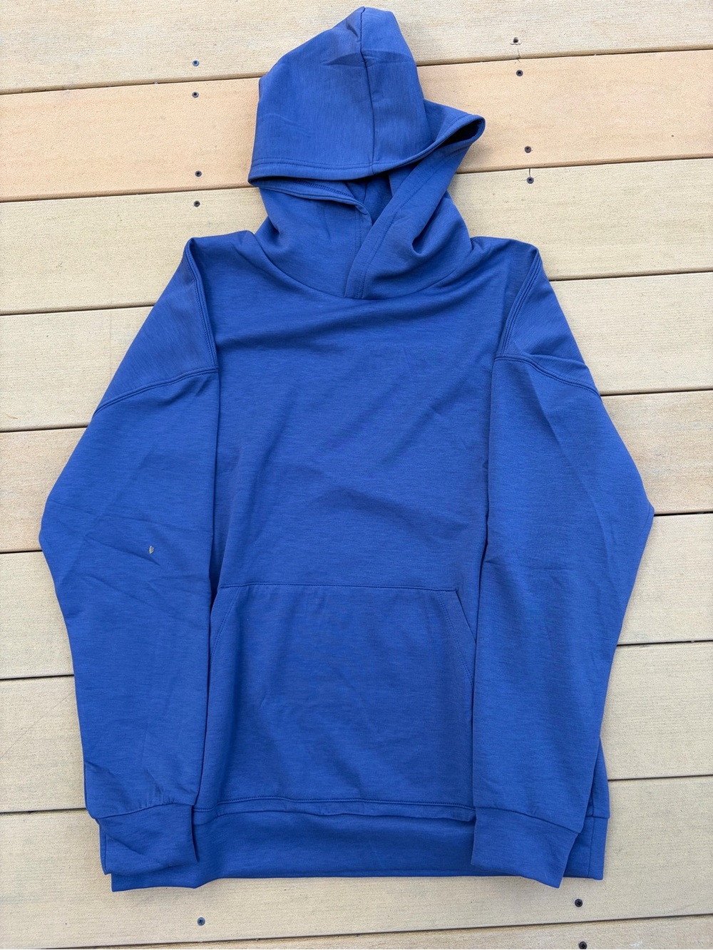 Womenโs Royal Blue Pullover Hoodie
